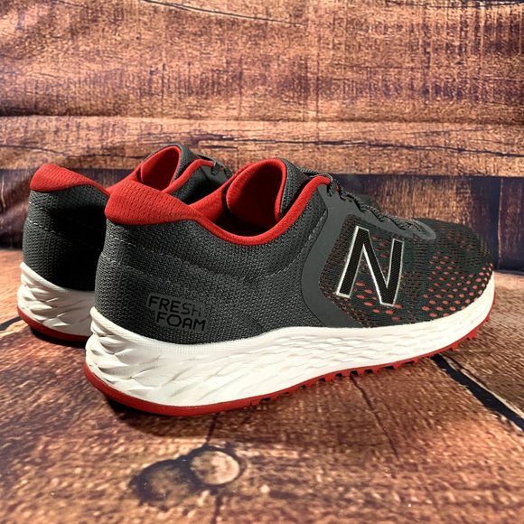 New Balance Fresh Foam Arishi v2 Mens 9 Gray Red Running Shoes MARISCG2 - Picture 2 of 12